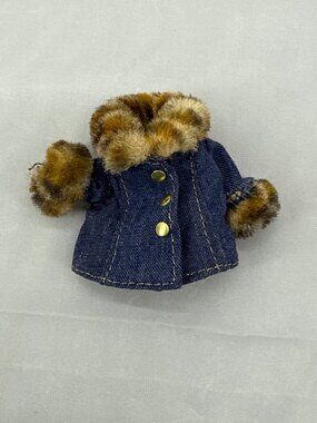 Vtg 1996 Barbie Kelly Fashion Avenue Denim Faux Fur Doll Jacket